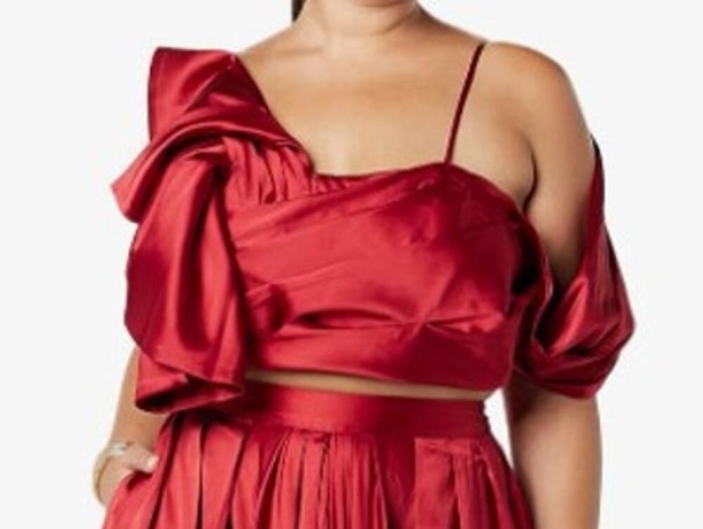 Making The Cut Drapey Shoulder Cropped Top and Wide Leg Pant Set Size Small NWT